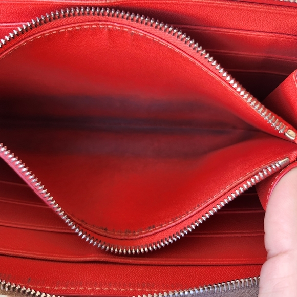 Celine Wallet - Picture 8 of 10